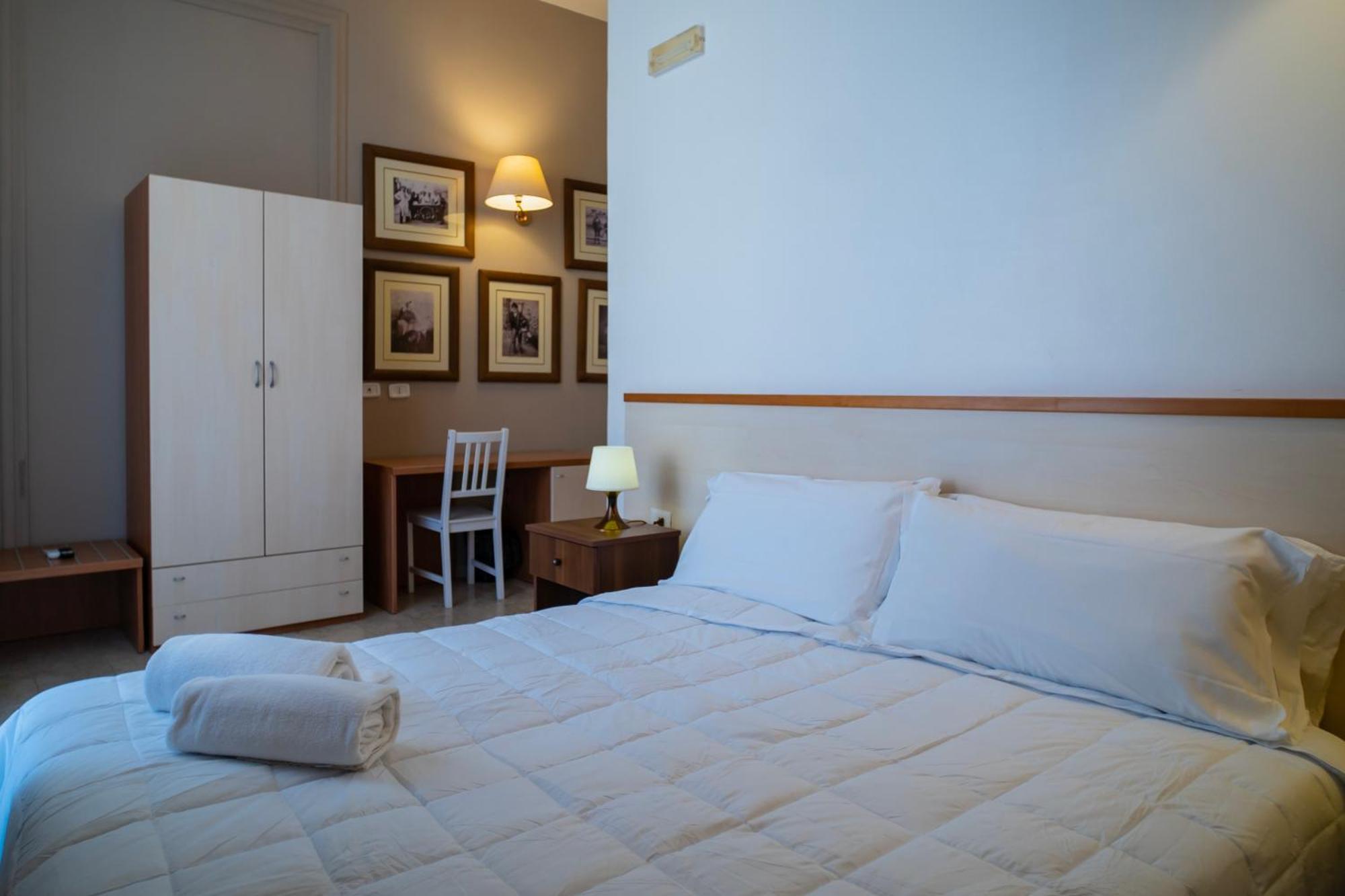 Margherita Rooms Catania Exterior photo